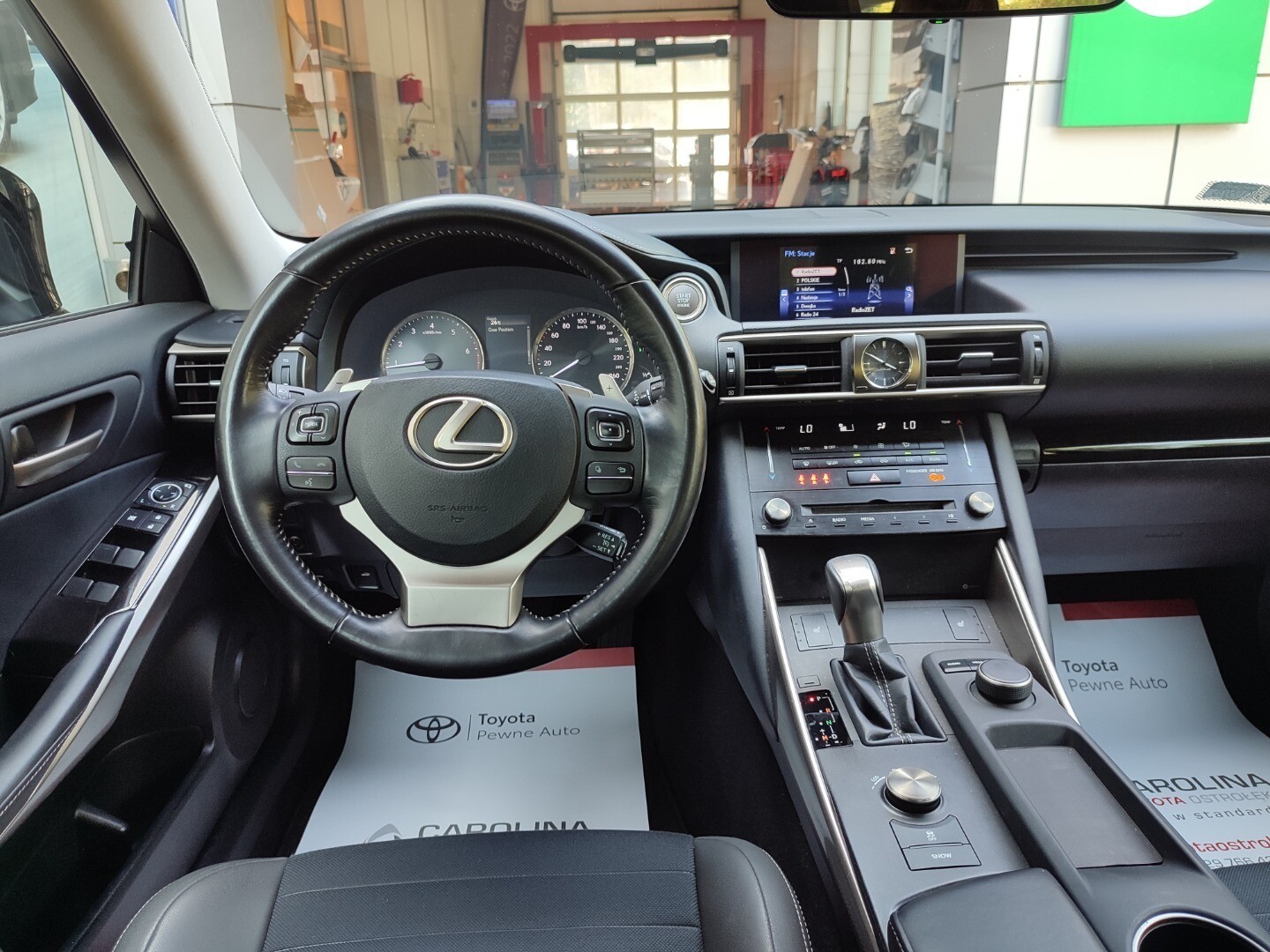 Lexus IS